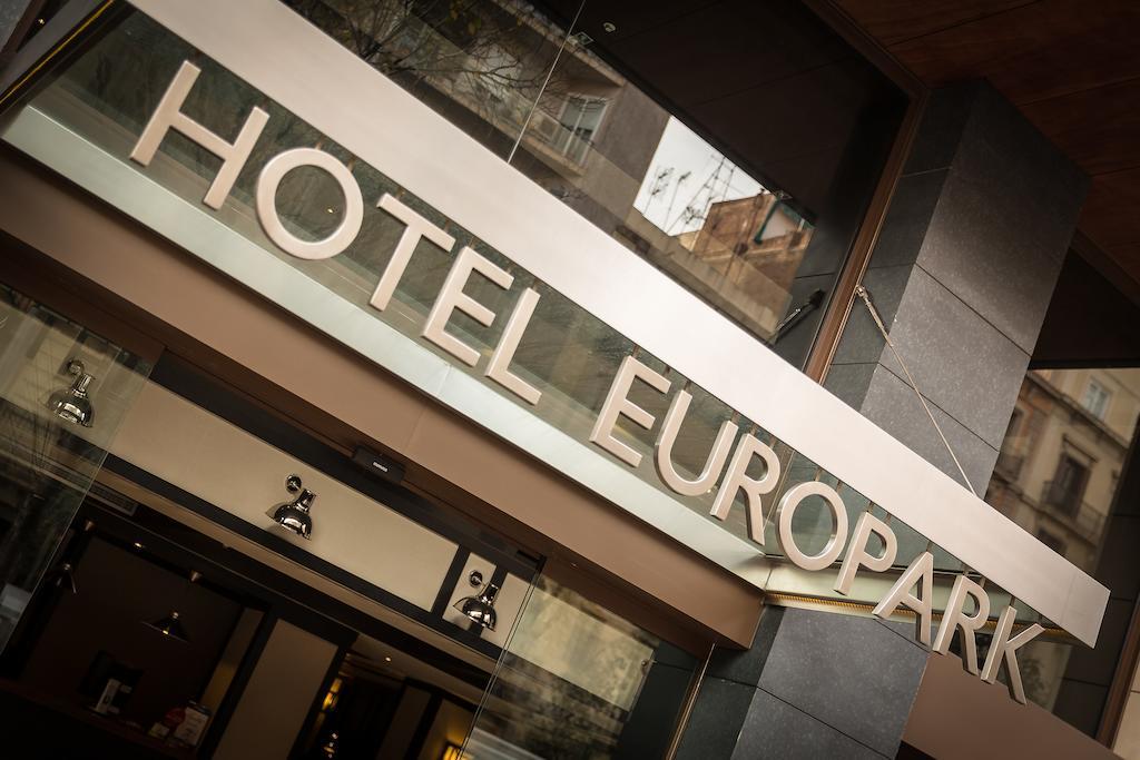 Europark Hotel Barcelona Bagian luar foto